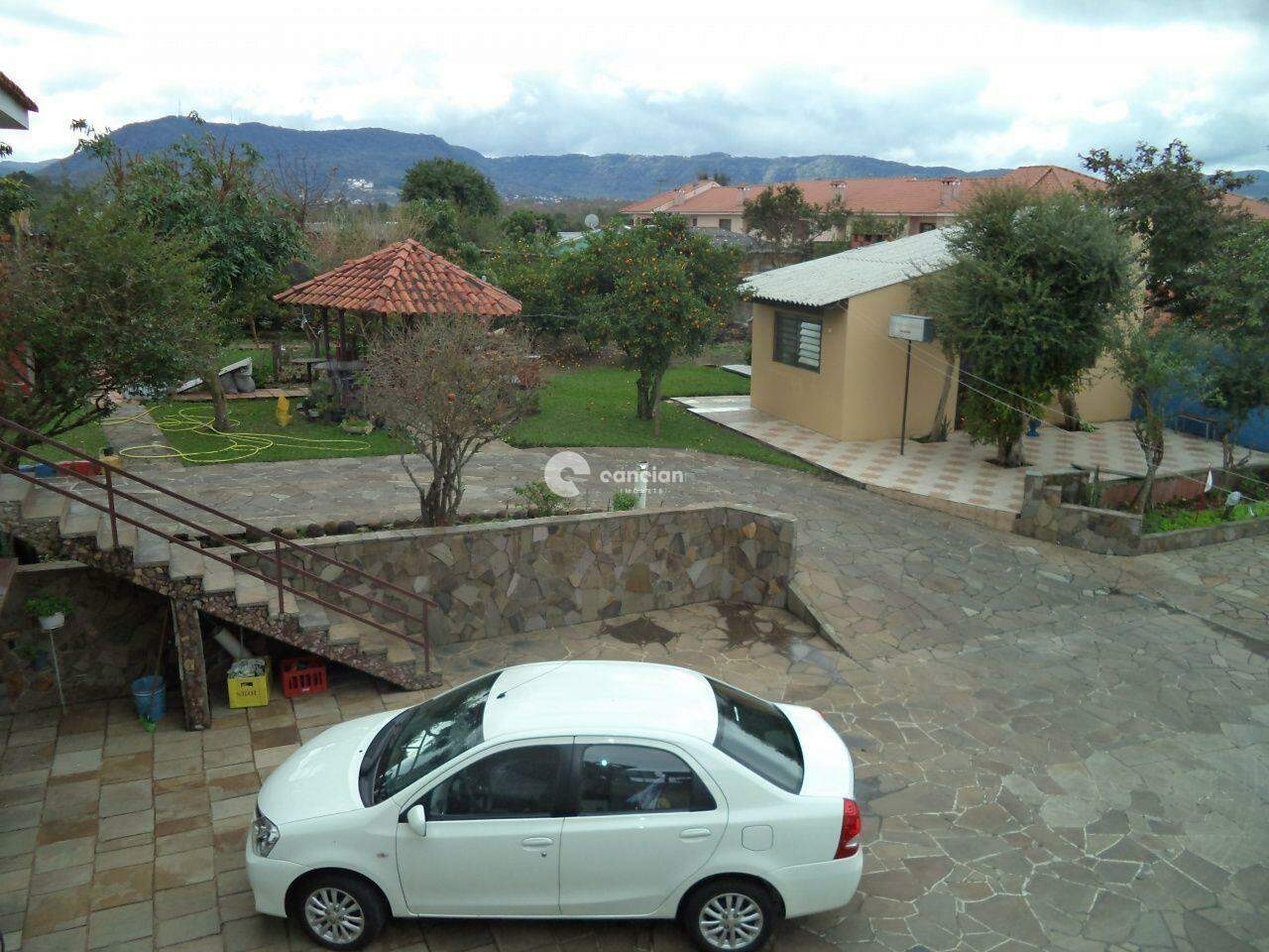 Casa à venda no Juscelino Kubitschek: 
