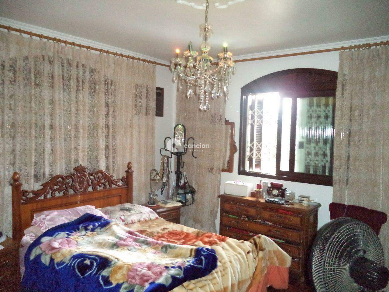 Casa à venda no Juscelino Kubitschek: 