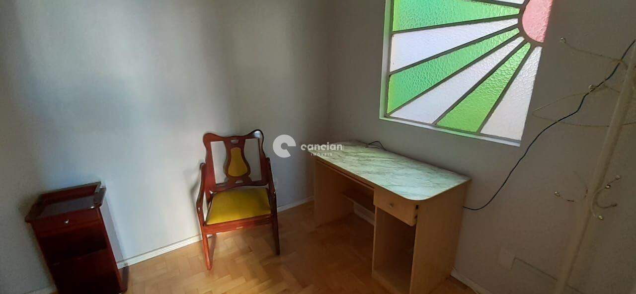 Apartamento à venda no Menino Jesus: 