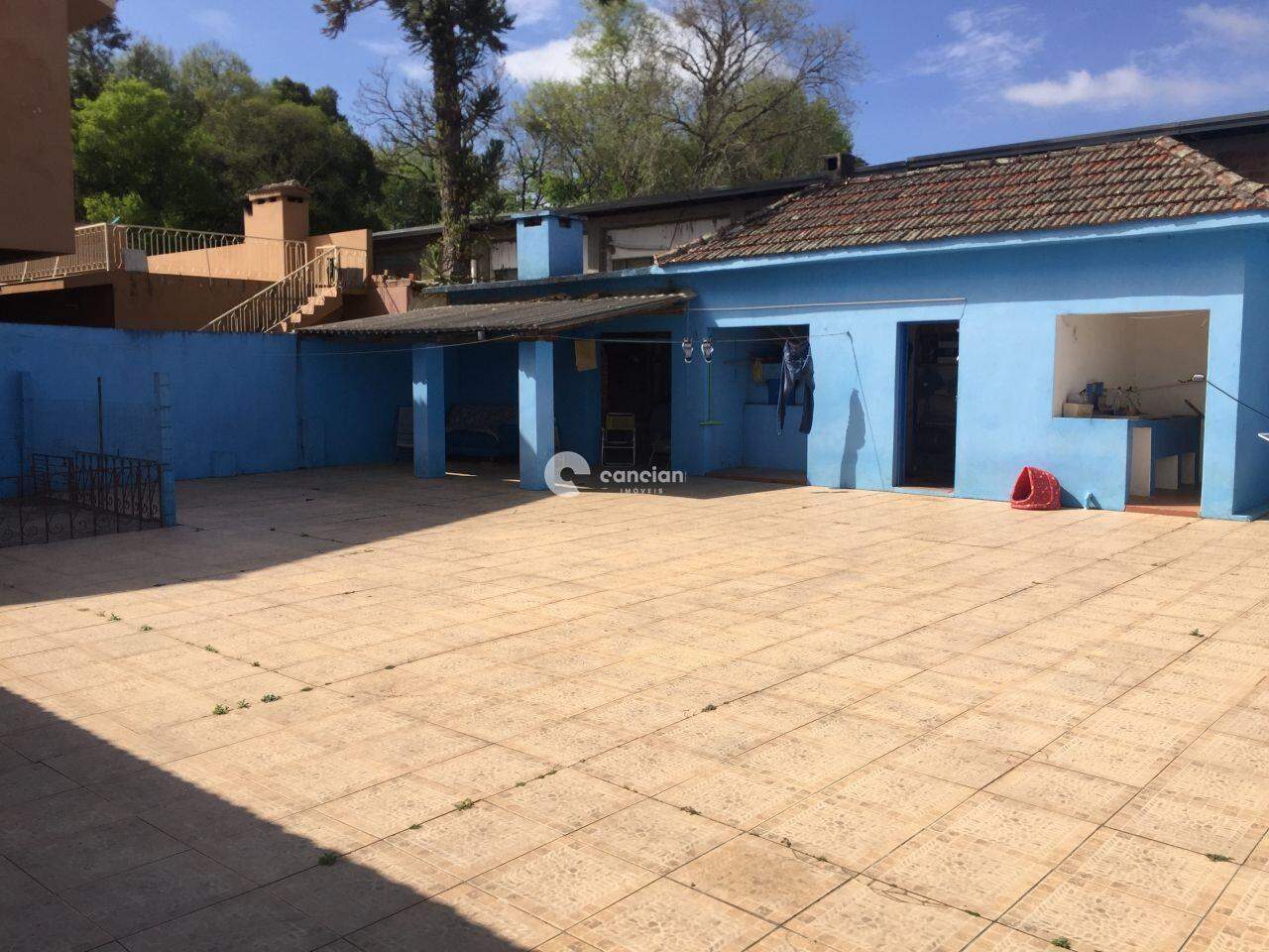 Casa à venda no Centro: 