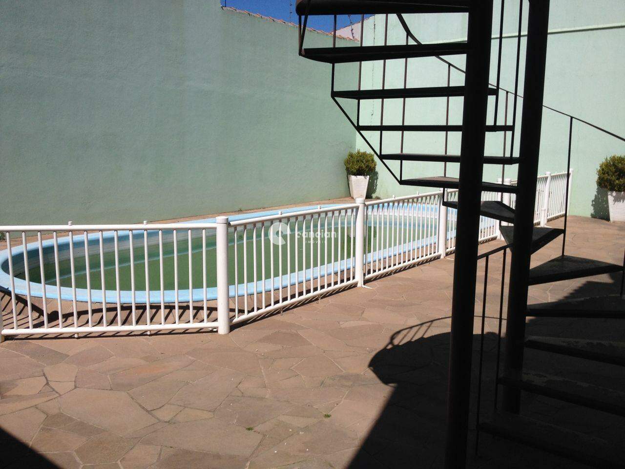 Casa à venda no Camobi: 