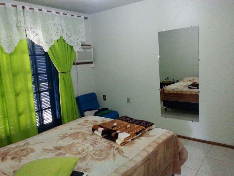 Casa à venda no Centro: 