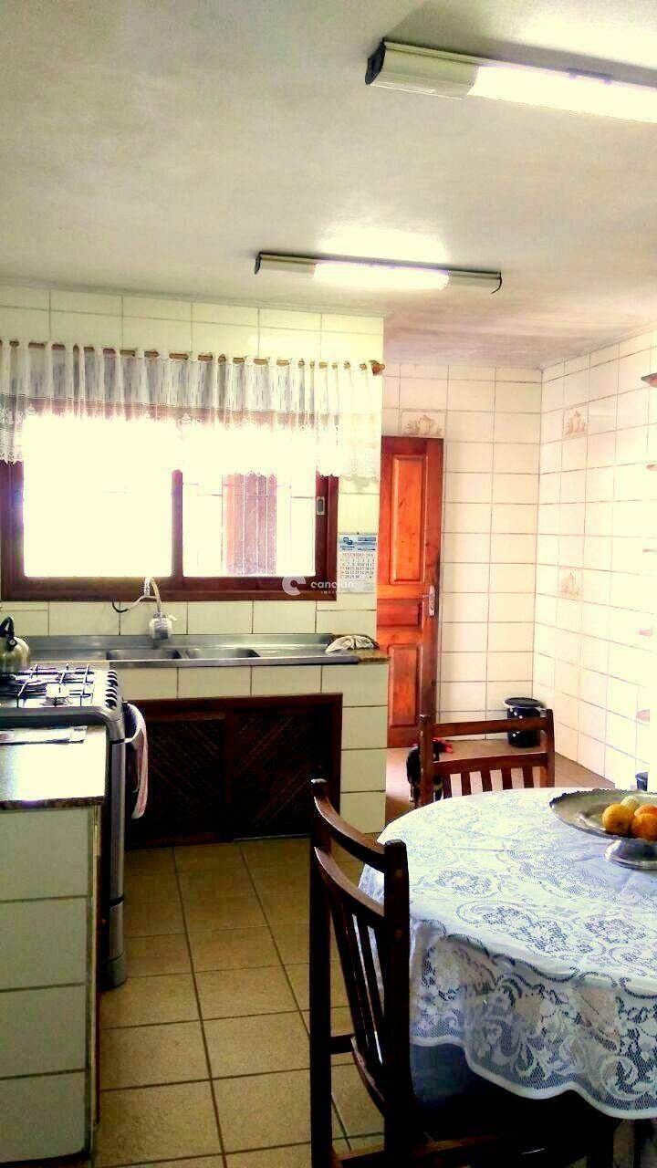 Casa à venda no Juscelino Kubitschek: 