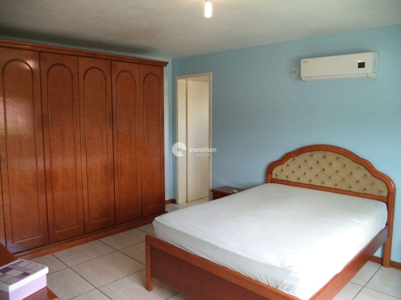 Casa à venda no Pé de Plátano: 