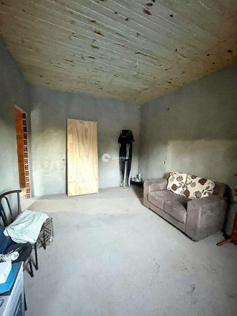 Casa à venda no Balneário Jardim da Serra: