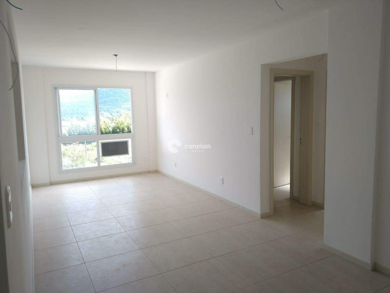 Apartamento à venda no Camobi: 