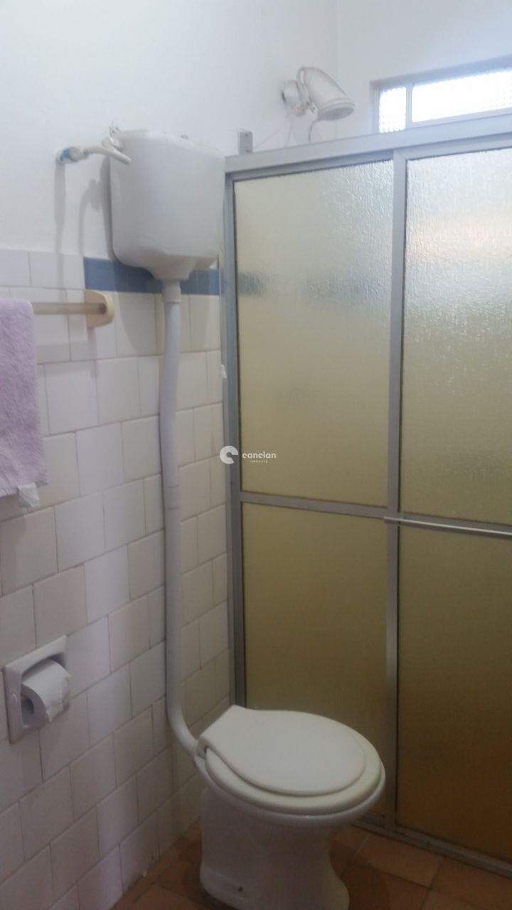 Casa à venda no Centro: 