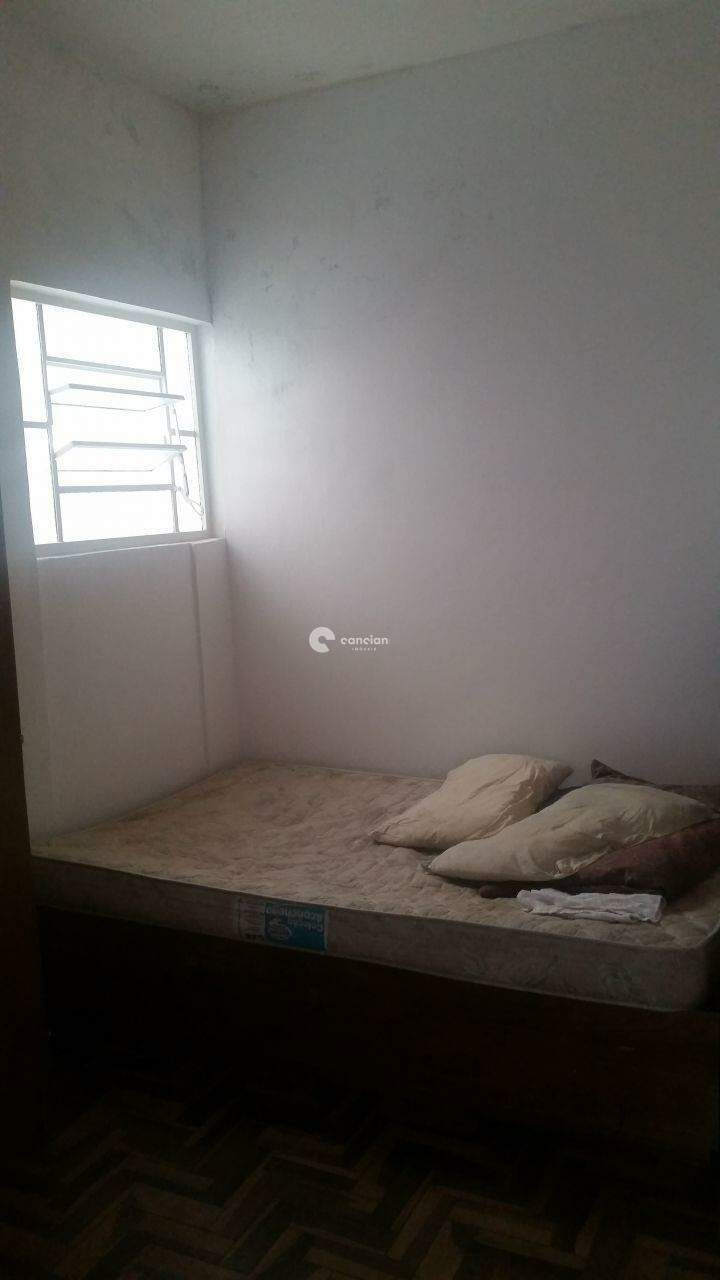 Casa à venda no Centro: 