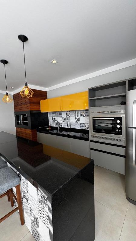 Apartamento à venda no Camobi: 