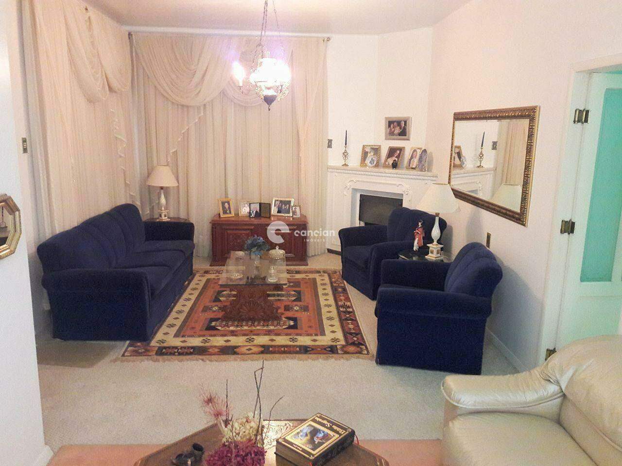 Casa à venda no Centro: 