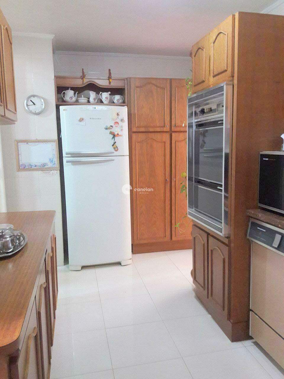 Casa à venda no Centro: 