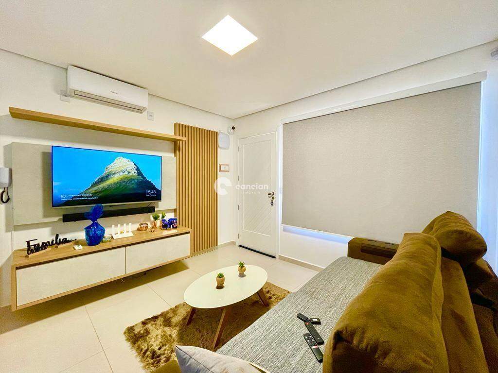 Casa de Condomínio à venda no Pinheiro Machado: 