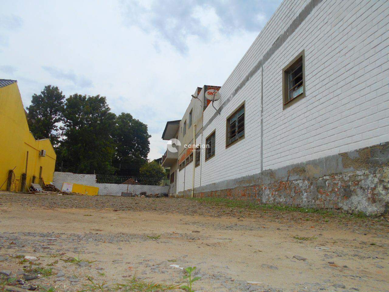 Pavilhão à venda no Nossa Senhora do Rosário: 