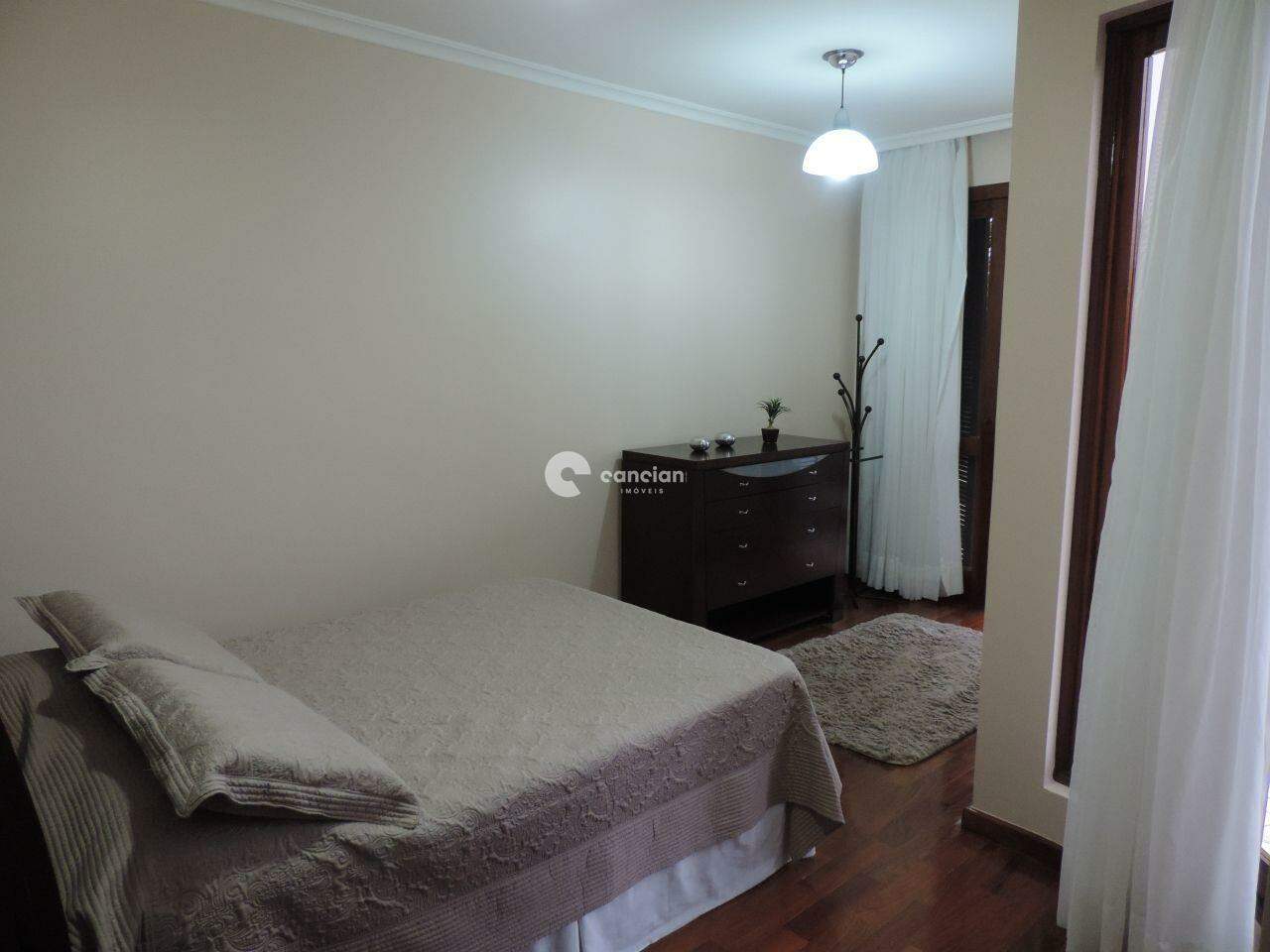 Casa à venda no Itararé: 