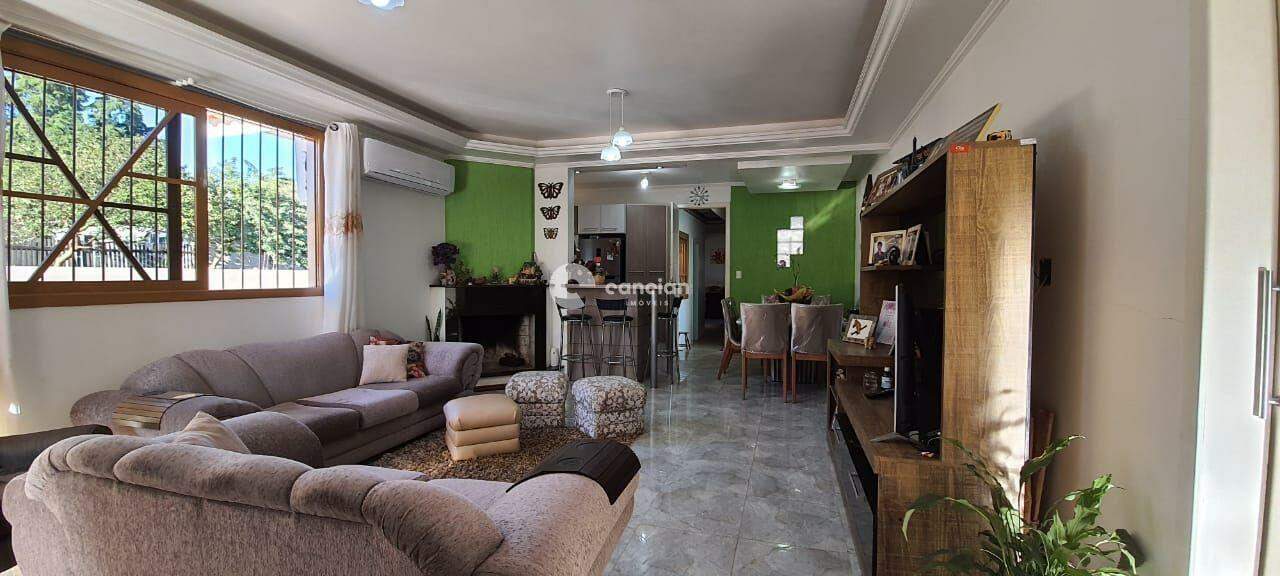 Casa à venda no Camobi: