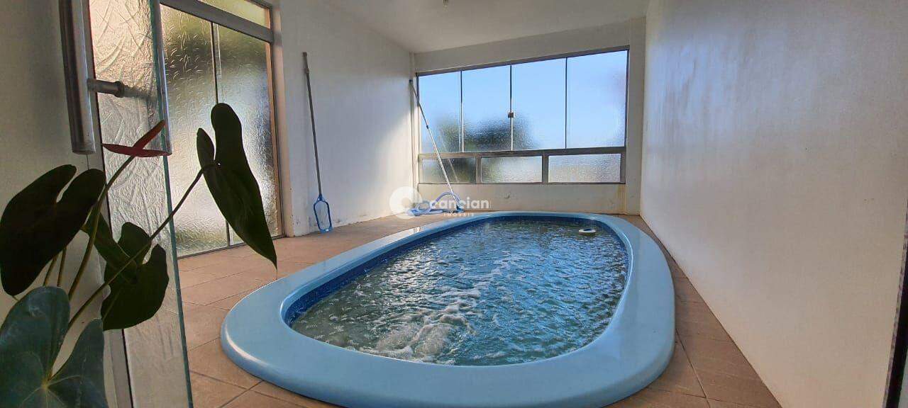 Casa à venda no Camobi: