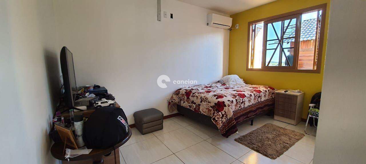 Casa à venda no Camobi: