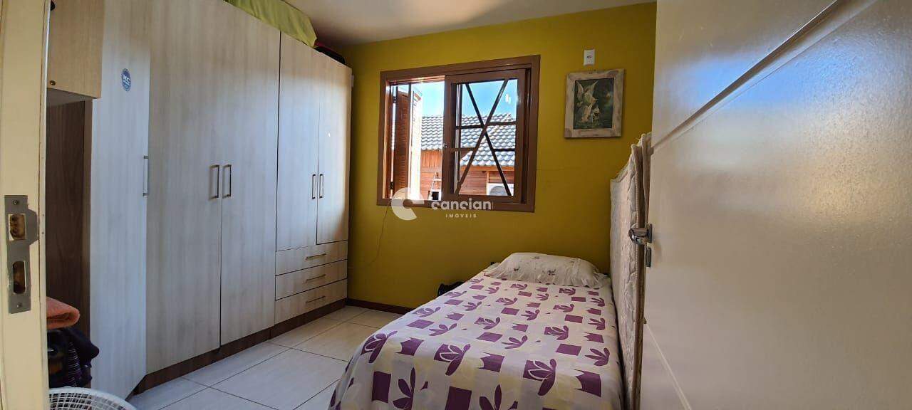 Casa à venda no Camobi: