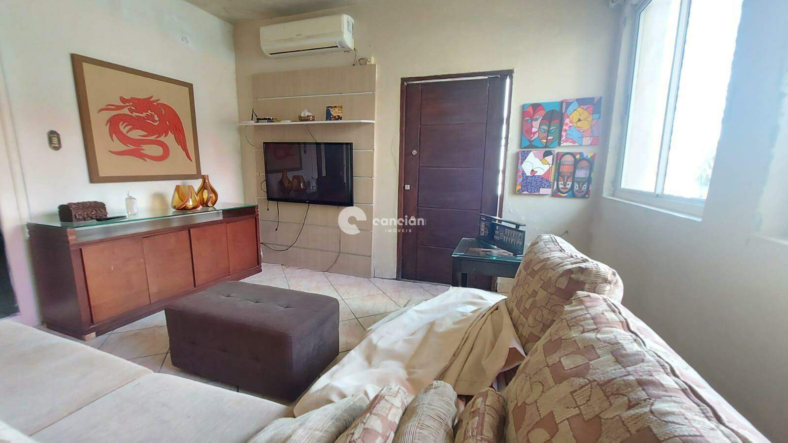 Casa à venda no Centro: 