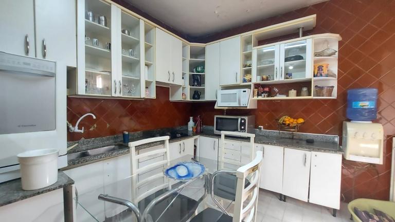 Casa à venda no Centro: 