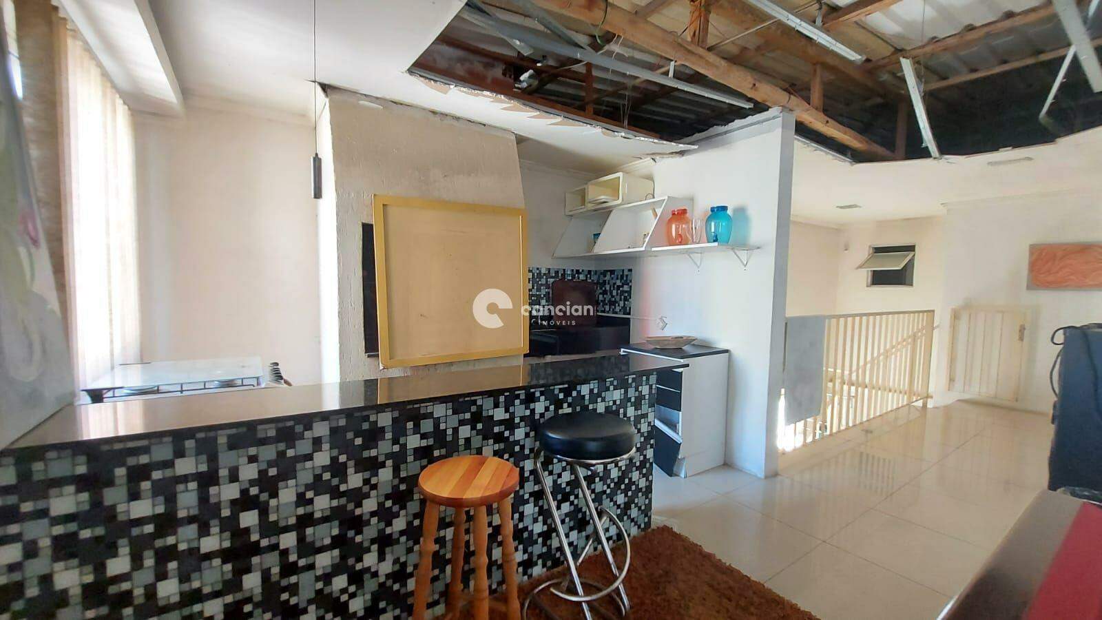 Casa à venda no Centro: 