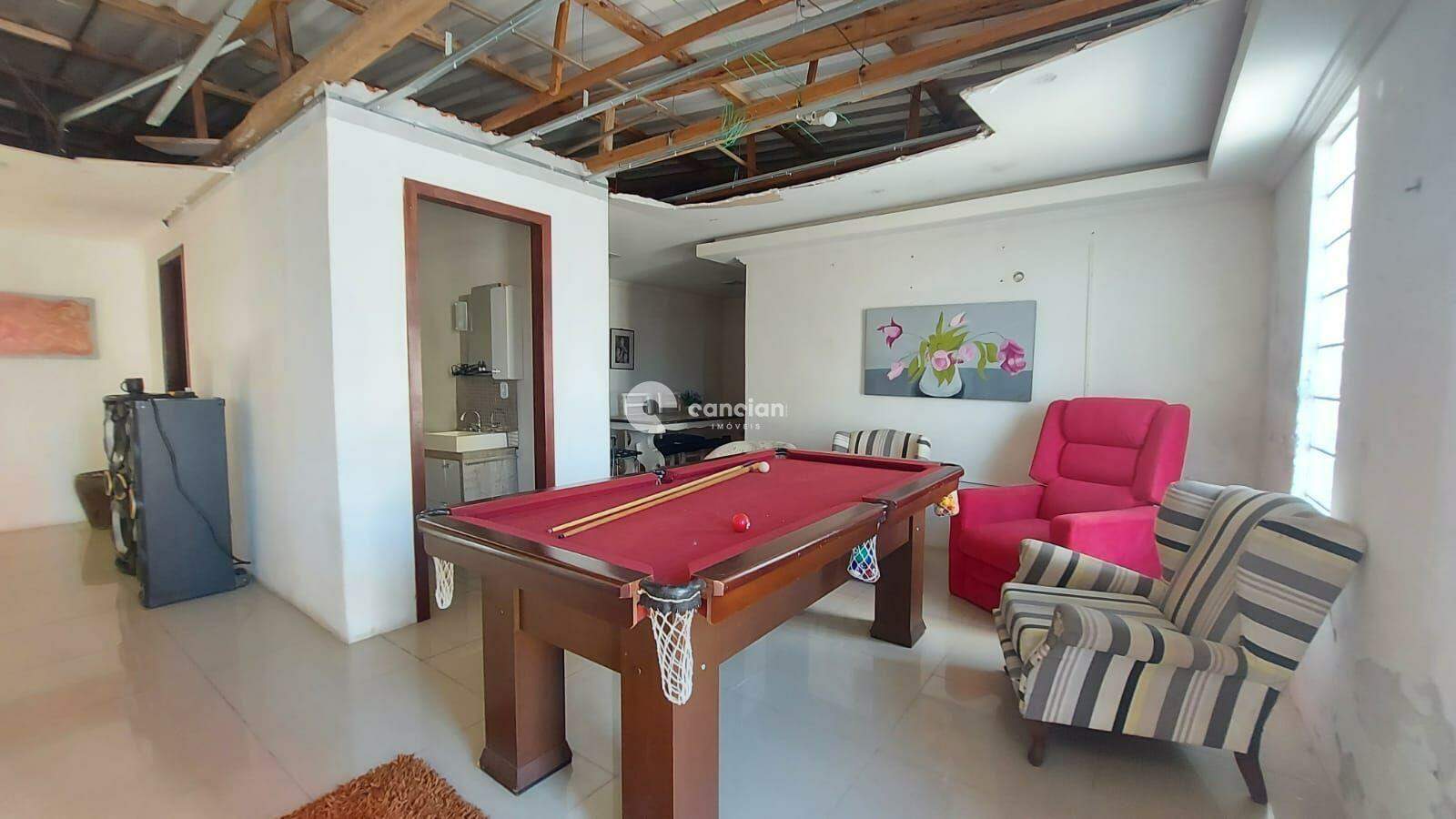 Casa à venda no Centro: 