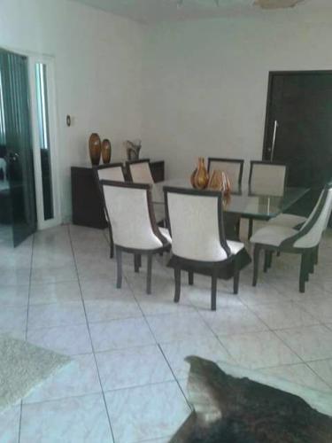 Casa à venda no Centro: 