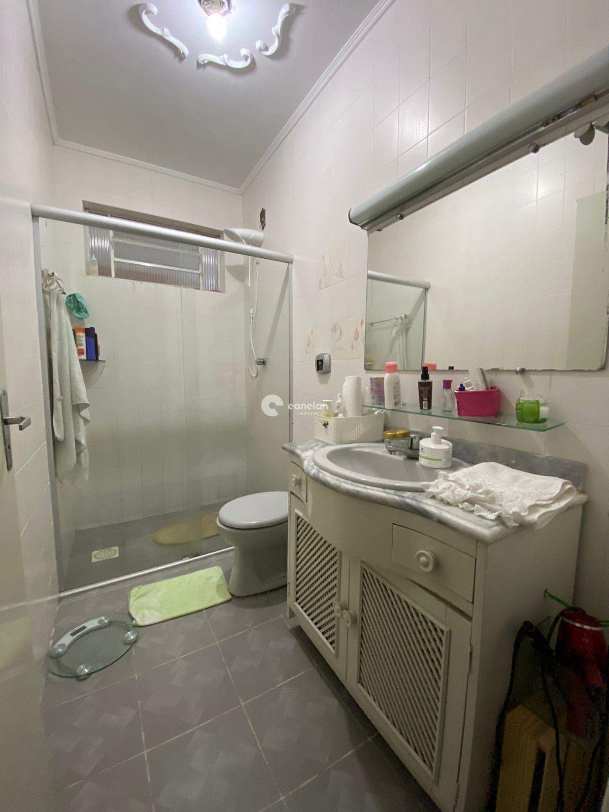 Casa à venda no Camobi: 