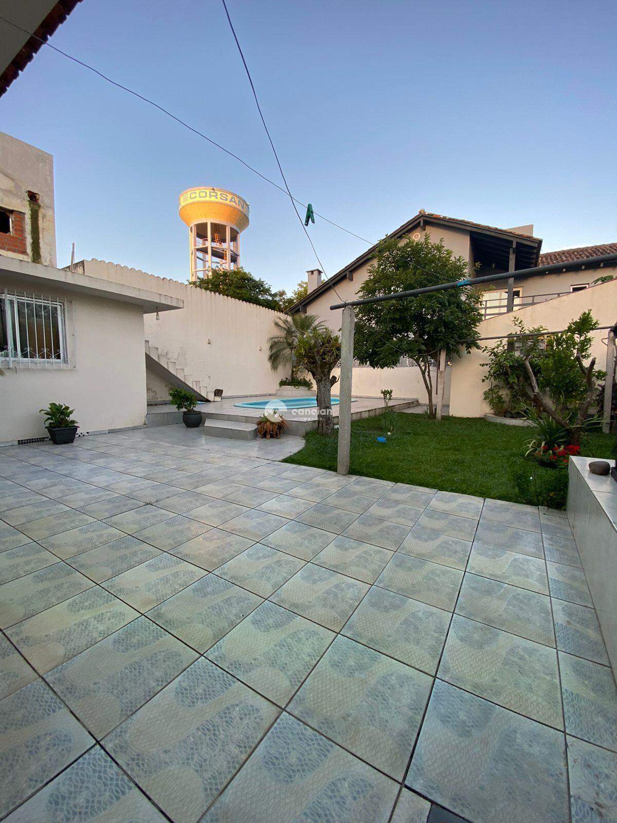 Casa à venda no Camobi: 