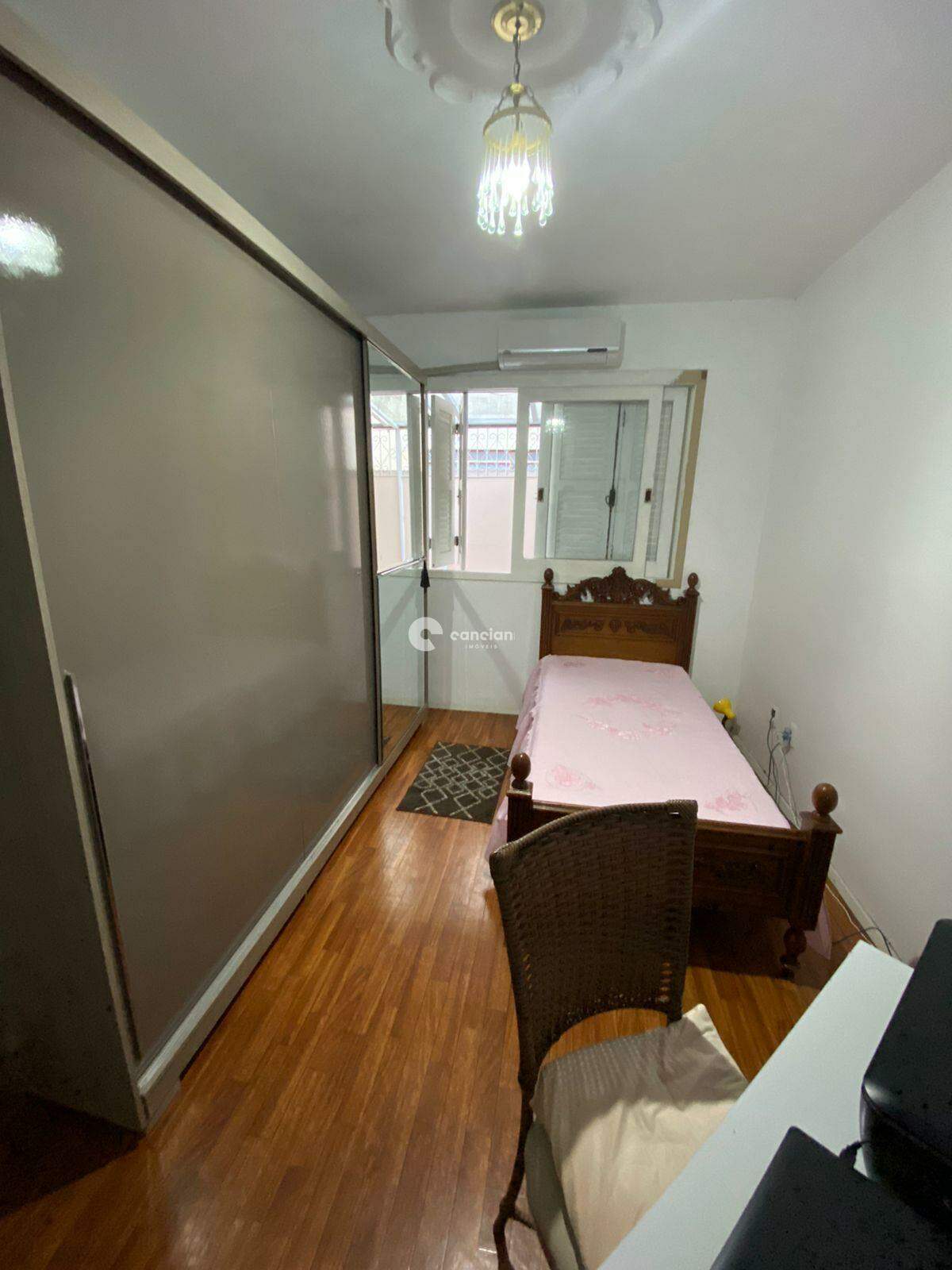 Casa à venda no Camobi: 