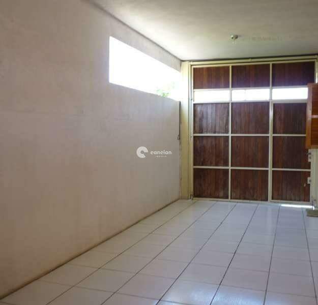 Casa à venda no Camobi: 