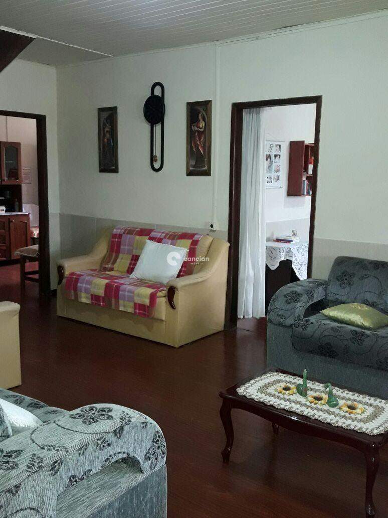 Casa à venda no Dom Antônio Reis: 