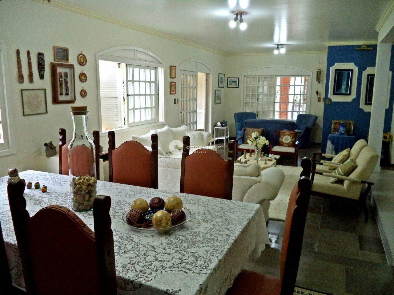 Casa à venda no Itararé: 
