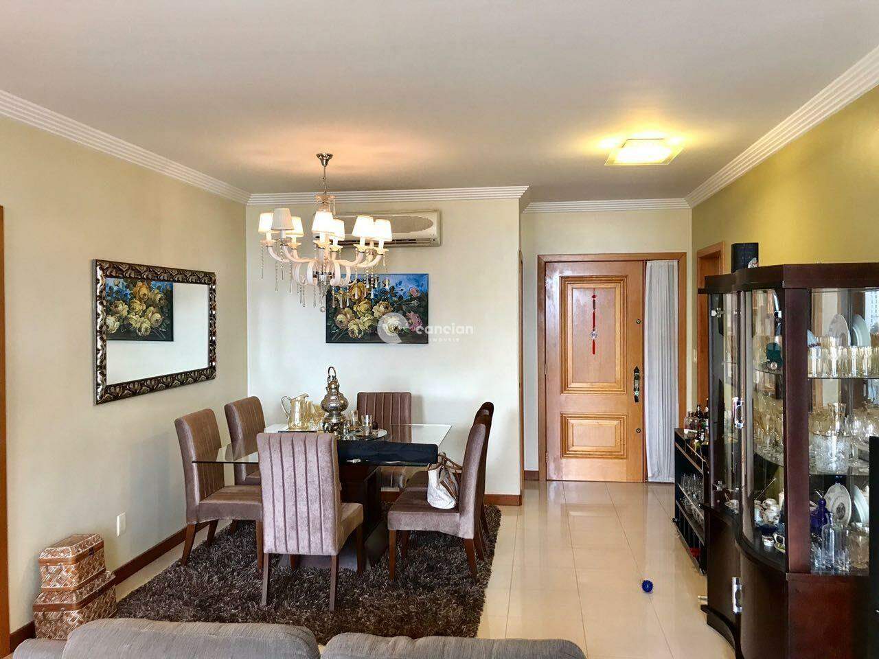 Apartamento à venda no Centro: 