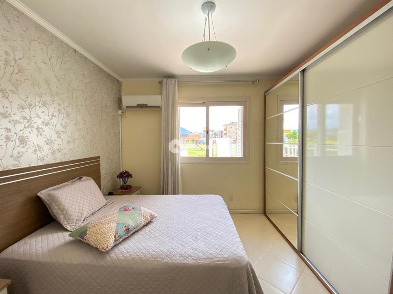 Casa à venda no Camobi: 