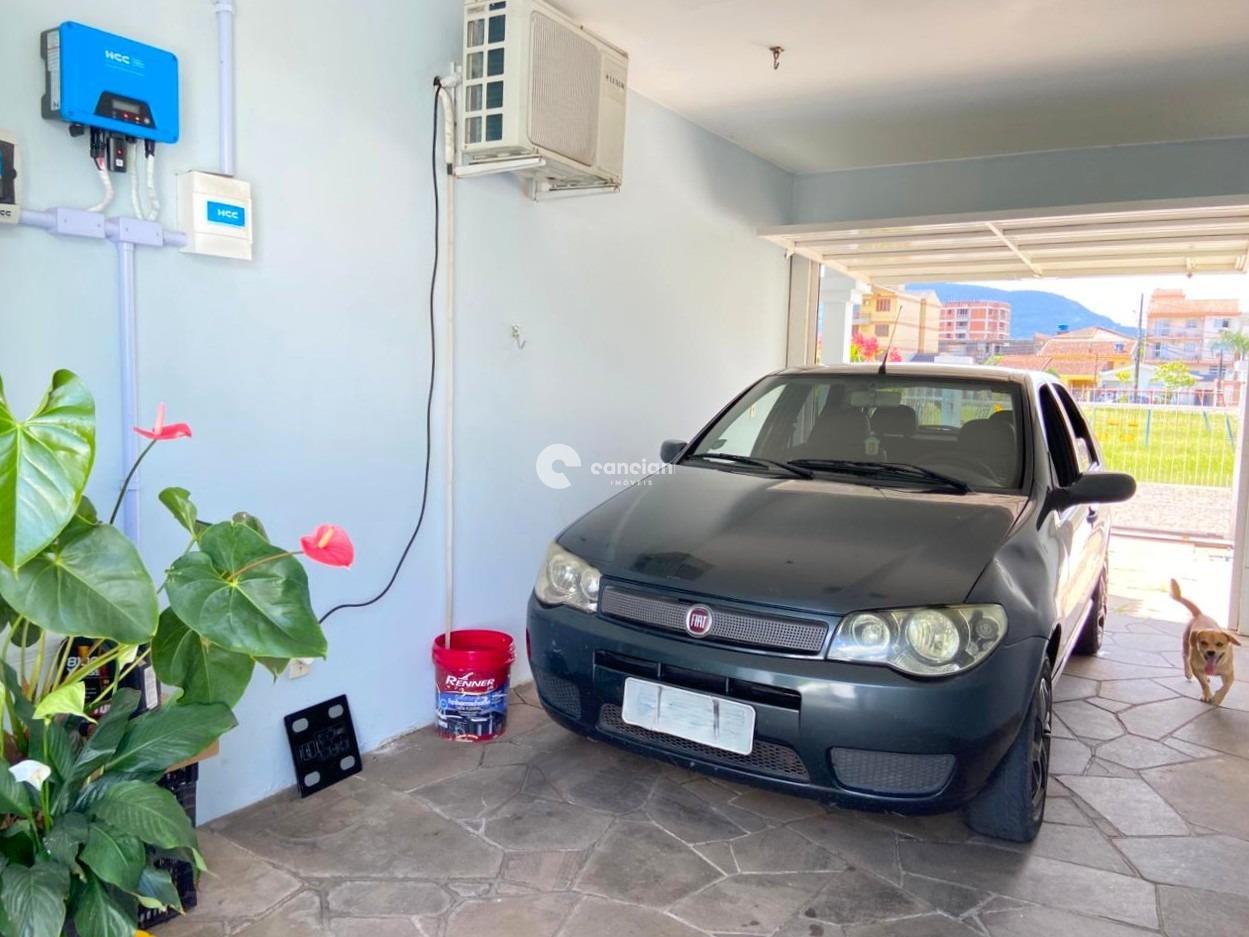 Casa à venda no Camobi: 