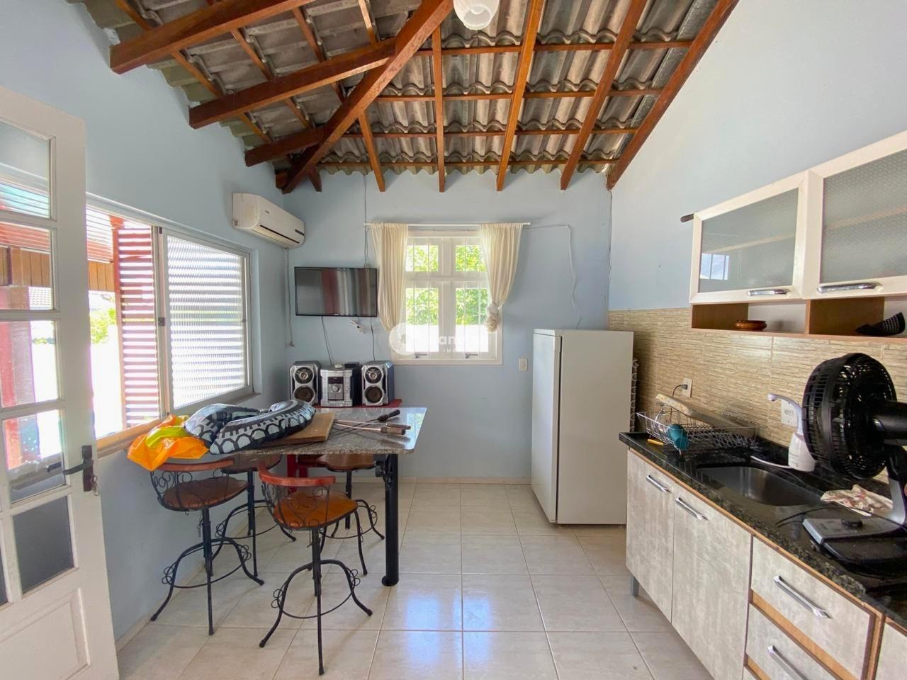 Casa à venda no Camobi: 