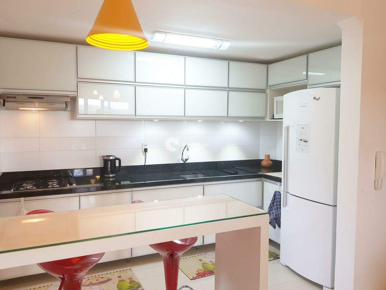 Apartamento à venda no Dom Antônio Reis: 