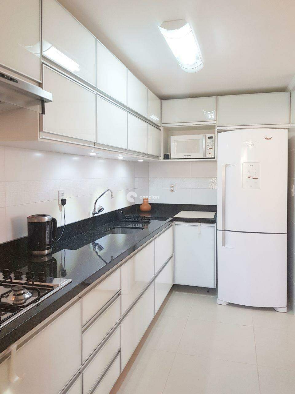 Apartamento à venda no Dom Antônio Reis: 