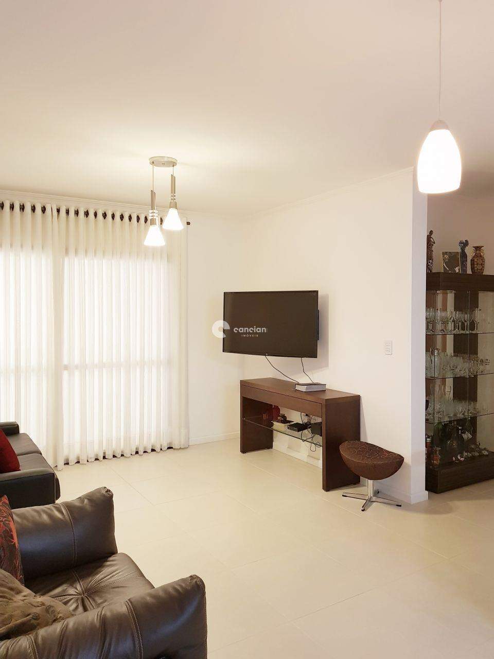 Apartamento à venda no Dom Antônio Reis: 