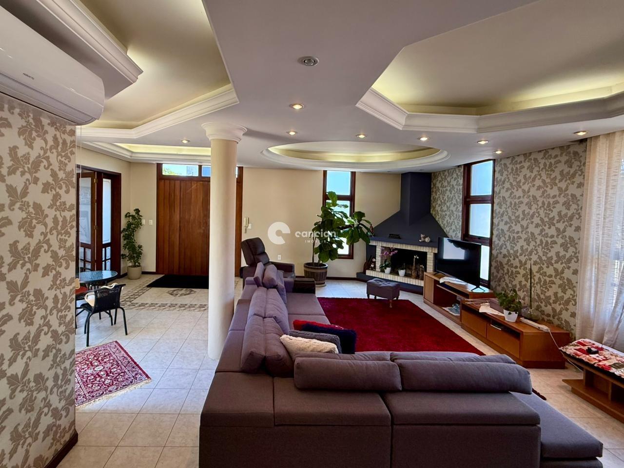 Casa à venda no Camobi: 