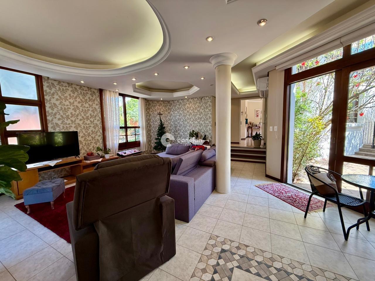 Casa à venda no Camobi: 