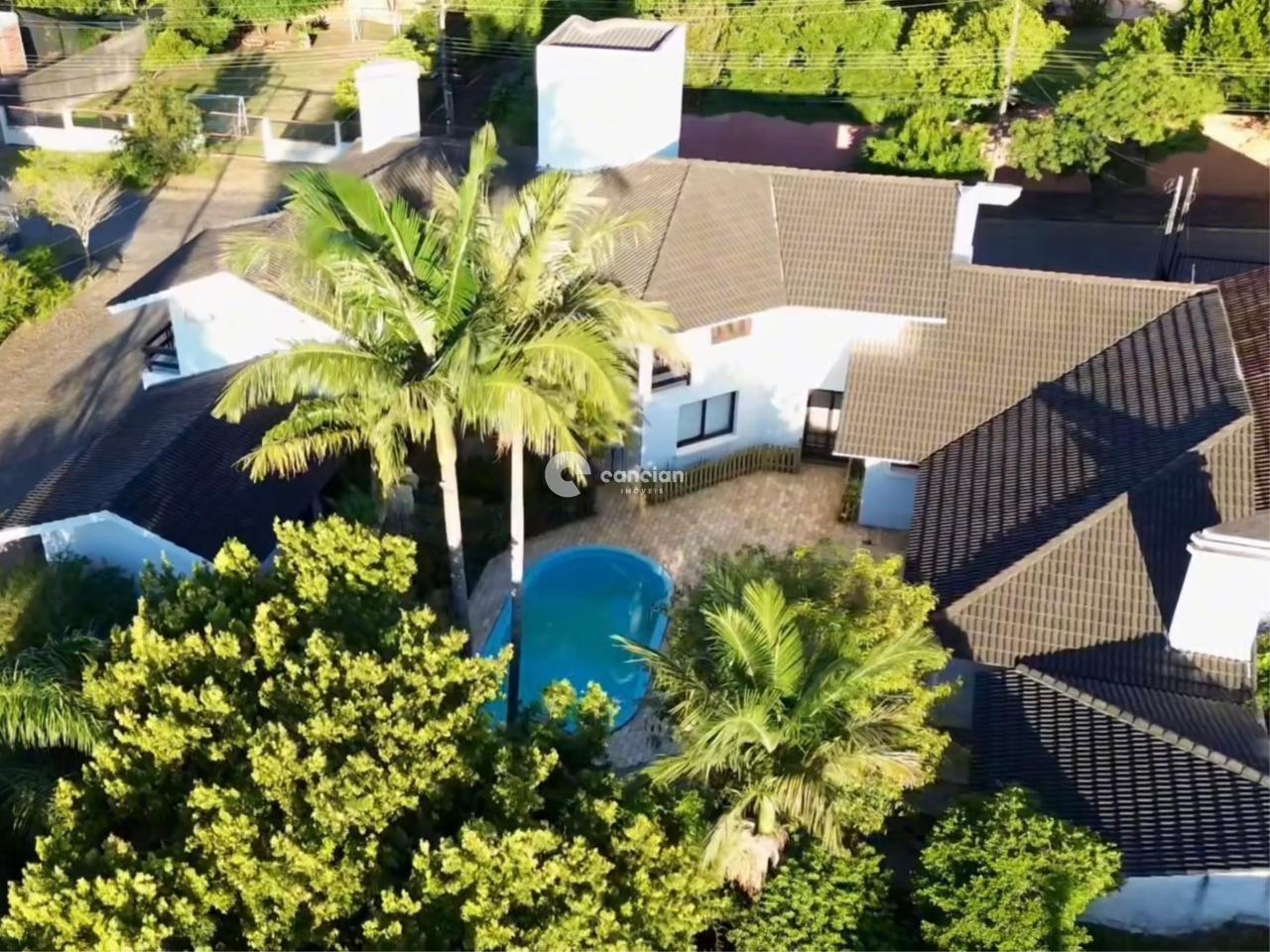 Casa à venda no Camobi: 