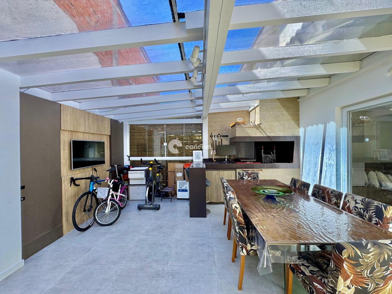 Casa de Condomínio à venda no São José: 