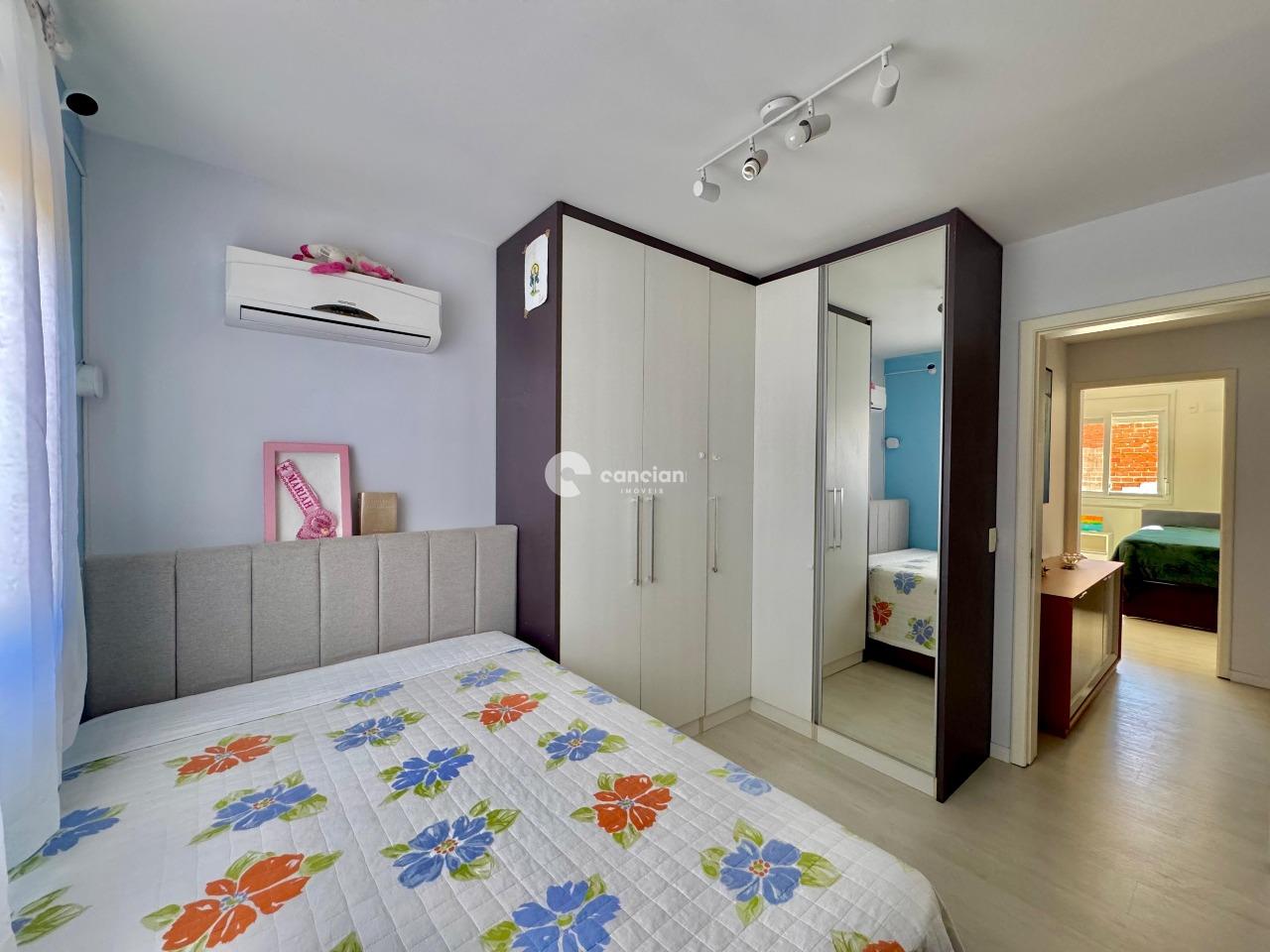 Casa de Condomínio à venda no São José: 