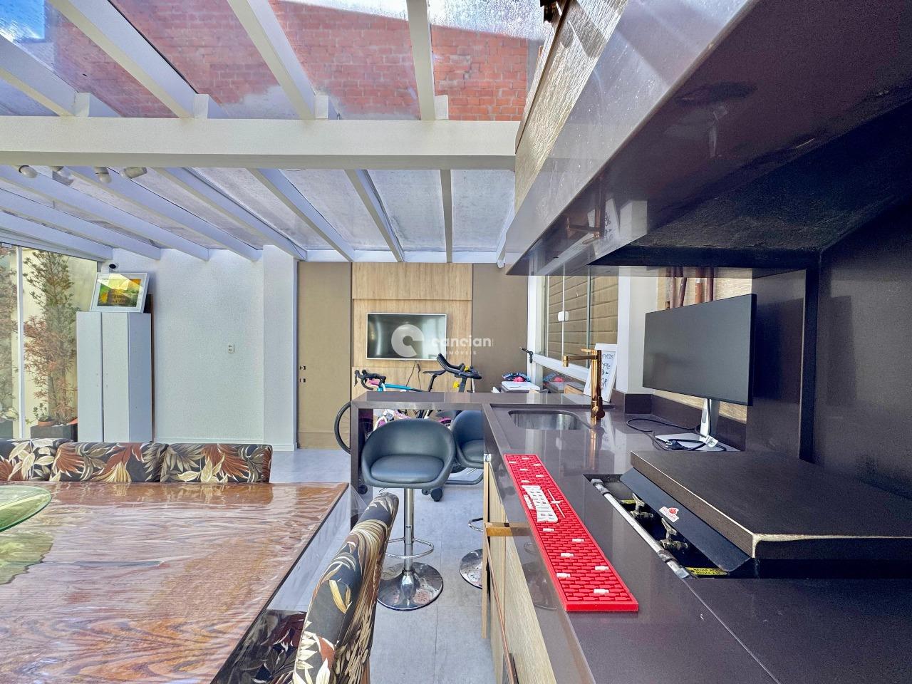 Casa de Condomínio à venda no São José: 