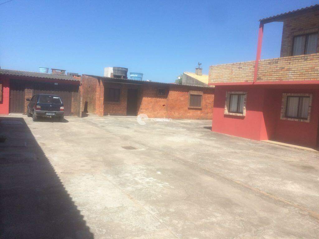 Sobrado à venda no Cassino: 