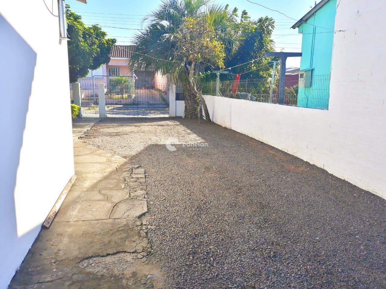 Casa à venda no Camobi: 