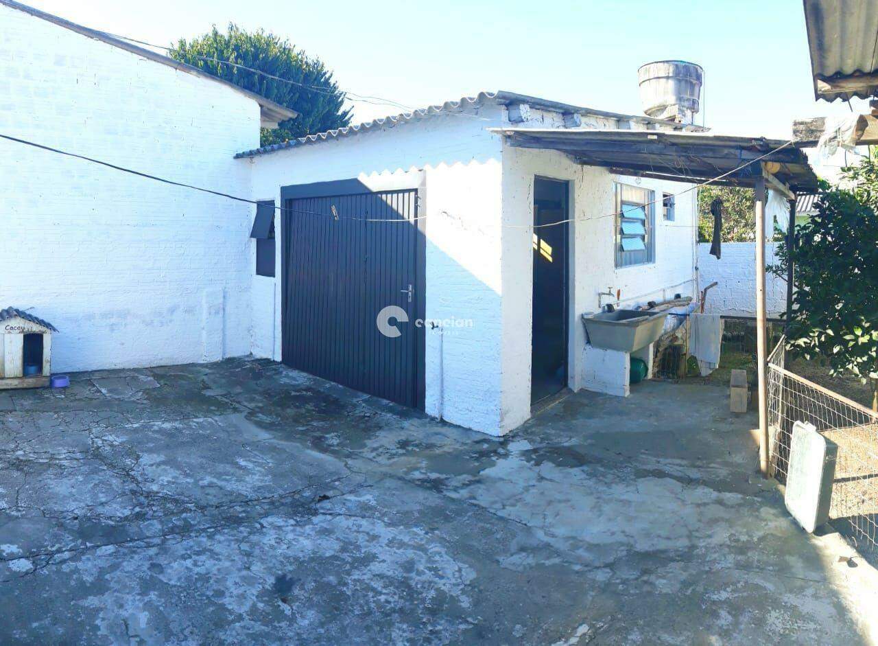 Casa à venda no Camobi: 