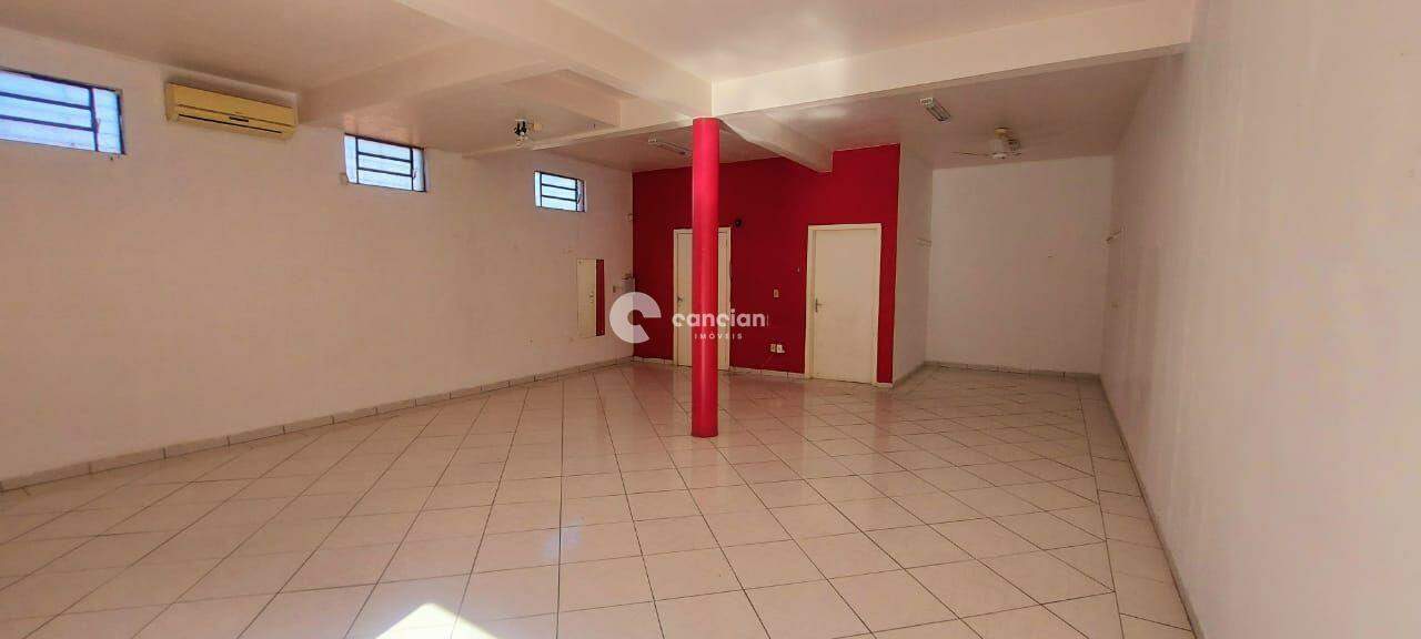 Prédio Comercial à venda no Salgado Filho: 